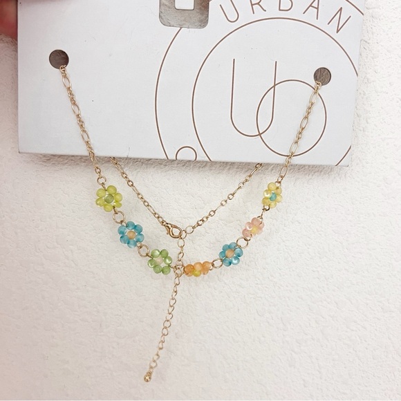 NWT Urban Outfitters Colorful Beaded Flower Chain Necklace - Picture 3 of 3